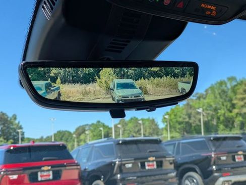 New 2026 Chevrolet Traverse Z71 image 25