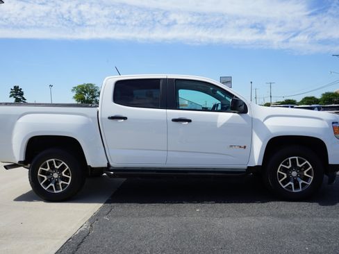 Used 2022 GMC Canyon AT4 w/ Trailering Package AWD/4WD image 6