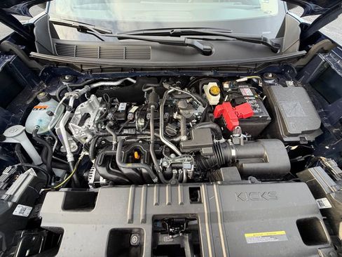 New 2026 Nissan Kicks SR w/ Cold Weather Package FWD image 32