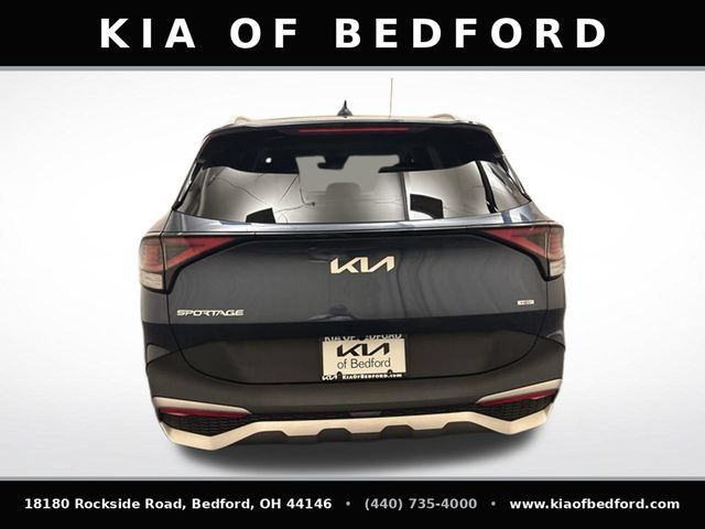 Used 2023 Kia Sportage EX AWD/4WD image 7