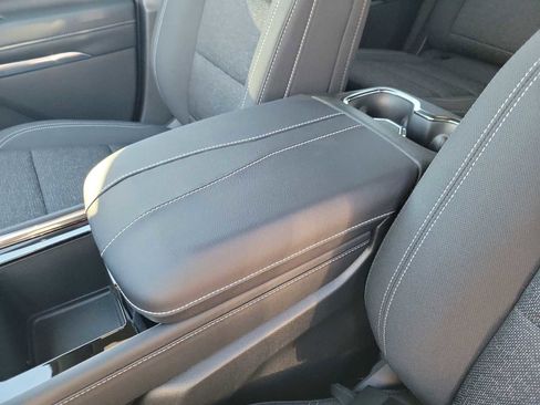 New 2026 Chevrolet Traverse LT image 24