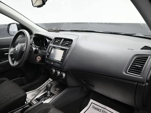 Used 2021 Mitsubishi Outlander Sport AWD image 9