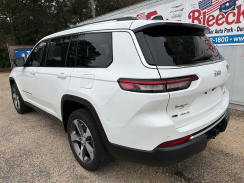 Used 2023 Jeep Grand Cherokee L Limited w/ Trailer Tow Group (B) image 8