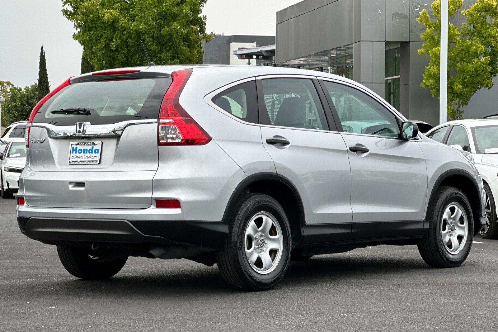 Used 2016 Honda CR-V LX image 9