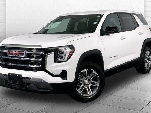 Used 2025 GMC Terrain Elevation AWD/4WD image 12