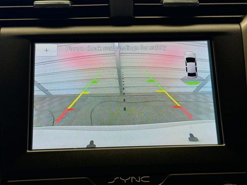 Used 2020 Ford Fusion SE image 16