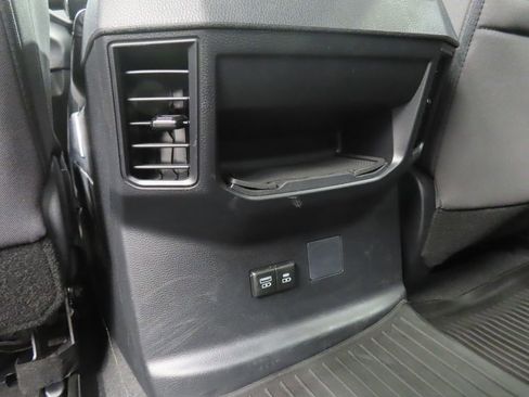 Used 2025 Toyota Tundra SR5 w/ SR5 Convenience Package AWD/4WD image 14