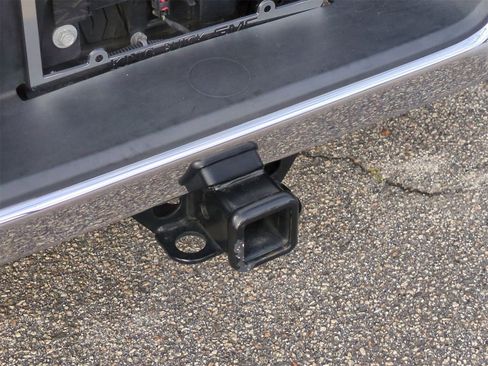 Certified 2021 GMC Sierra 1500 SLT w/ X31 Off-Road Package image 26