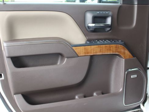 Used 2017 GMC Sierra 1500 SLT image 11