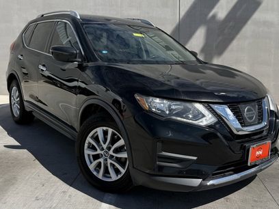 Used 2017 Nissan Rogue SV