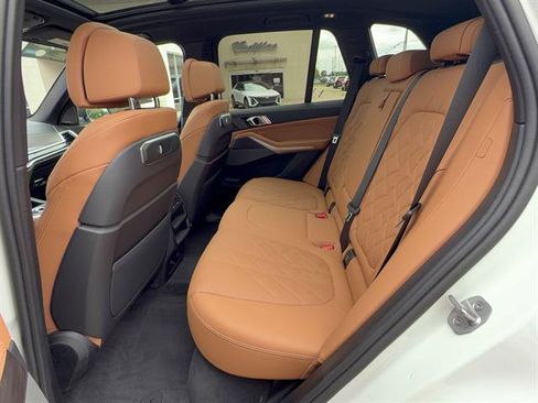 Certified 2024 BMW X5 xDrive40i w/ Premium Package AWD/4WD image 25