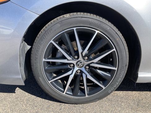 Used 2023 Toyota Camry SE image 37