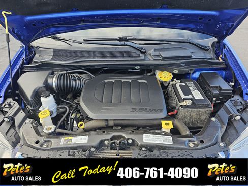 Used 2019 Dodge Grand Caravan SE w/ UConnect Hands-Free Group image 22