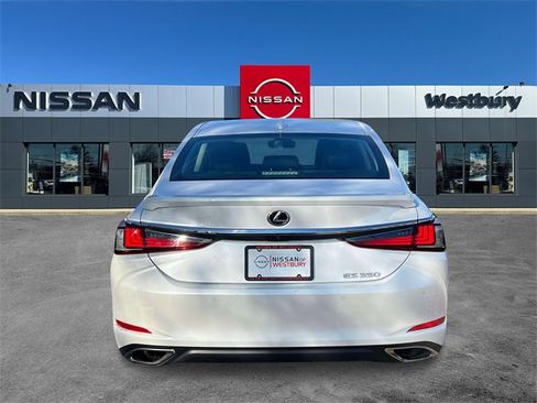 Used 2023 Lexus ES 350 w/ Premium Package image 6