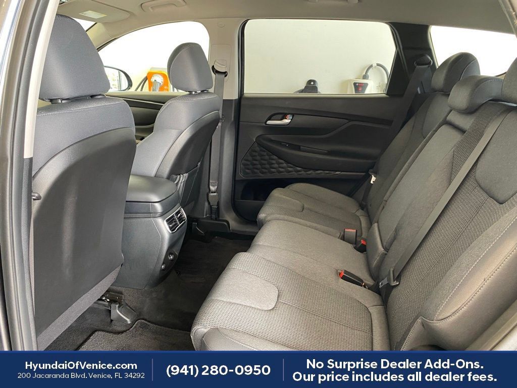 Certified 2023 Hyundai Santa Fe SEL FWD image 18