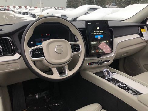 New 2026 Volvo XC60 B5 Ultra w/ Protection Package Premier AWD/4WD image 9