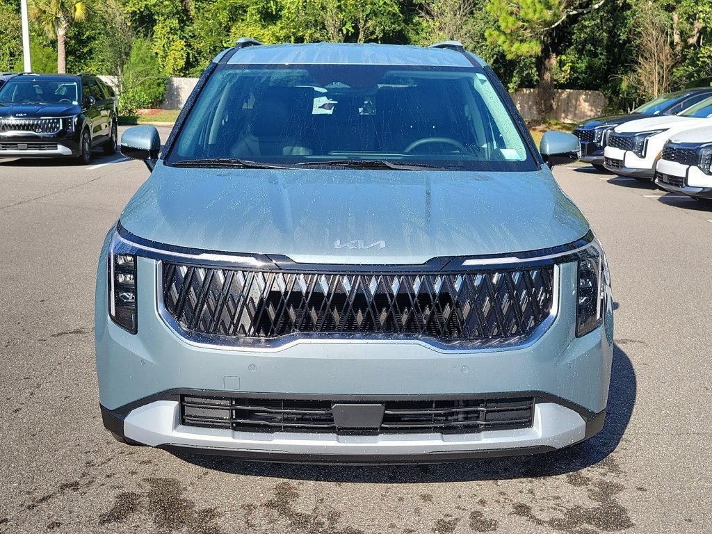 New 2027 Kia Carnival EX FWD image 2