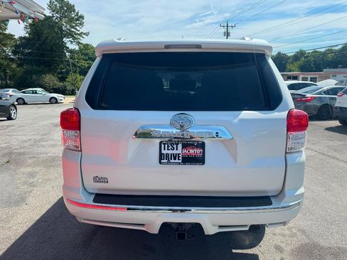 Used 2013 Toyota 4Runner Limited AWD/4WD image 11