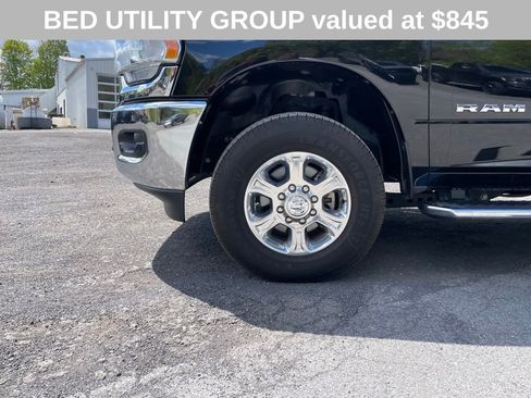 Used 2024 RAM 2500 Big Horn w/ Safety Group AWD/4WD image 5