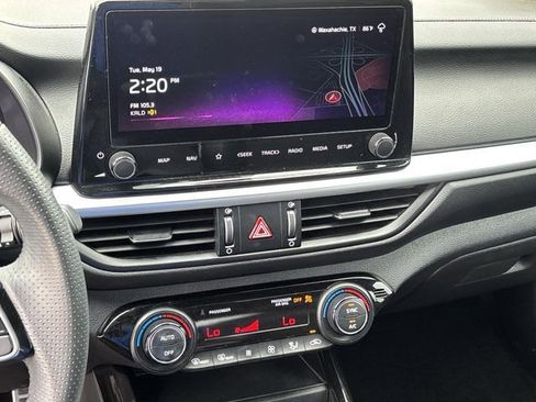 Used 2023 Kia Forte GT-Line w/ GT-Line Technology Package FWD image 14