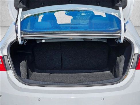 Used 2025 Chevrolet Malibu LT FWD image 7