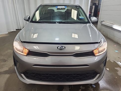 Used 2021 Kia Rio S image 2