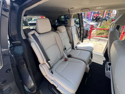 Used 2025 Honda Odyssey EX-L image 46