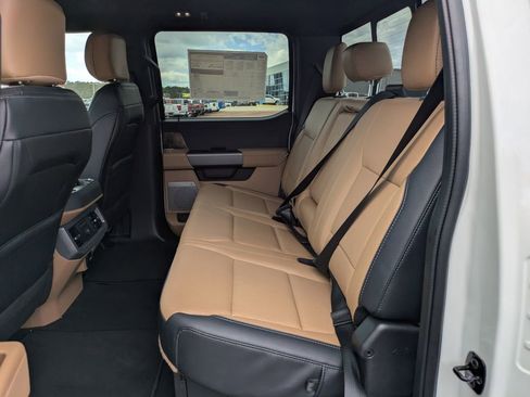 New 2026 Ford F250 Lariat w/ Lariat Ultimate Package AWD/4WD image 11