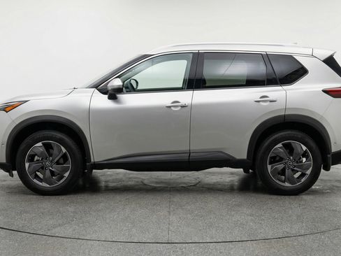 Used 2025 Nissan Rogue SV AWD/4WD image 5
