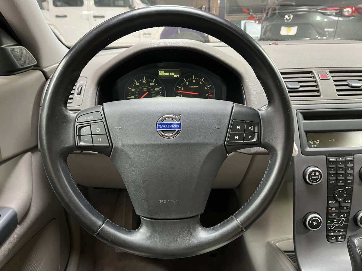 Used 2008 Volvo C30 T5 Version 1.0 FWD image 8