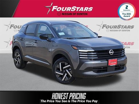 New 2026 Nissan Kicks SV image 1