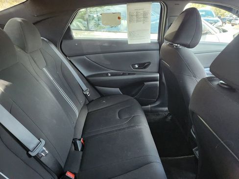 Used 2025 Hyundai Elantra Sport FWD image 6