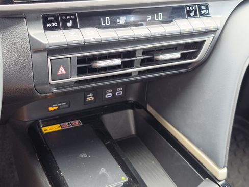 Certified 2025 Toyota Camry XSE FWD image 21