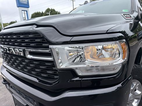 Used 2022 RAM 3500 Big Horn w/ Level C Equiment Group AWD/4WD image 6