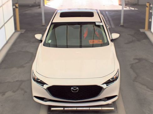 Used 2025 MAZDA MAZDA3 s FWD image 3