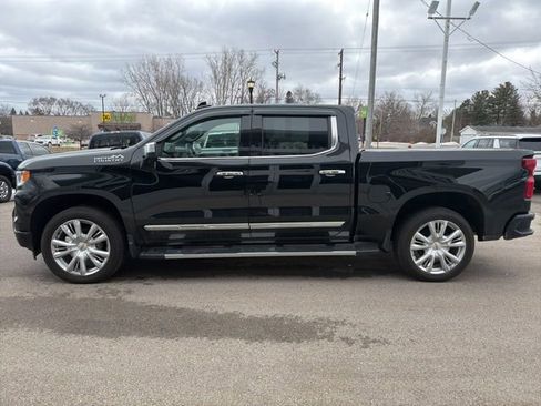 Used 2025 Chevrolet Silverado 1500 High Country w/ High Country Premium Package image 6