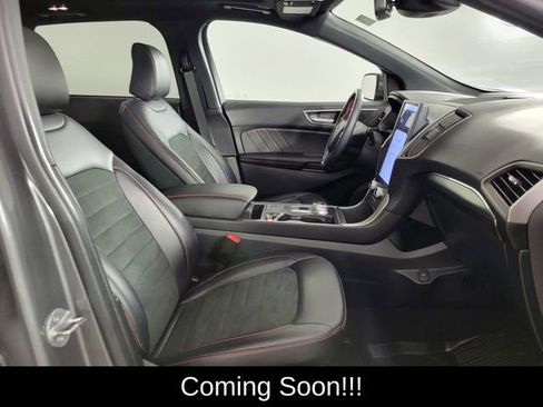 Used 2023 Ford Edge ST-Line image 18
