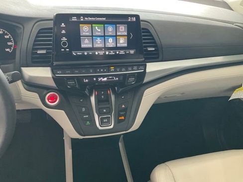 Certified 2026 Honda Odyssey EX-L image 14