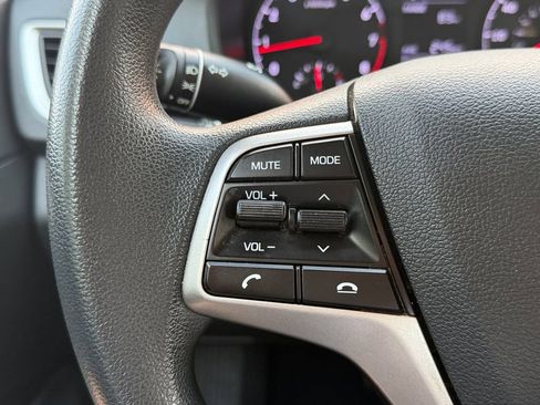 Used 2021 Hyundai Accent SE FWD image 19