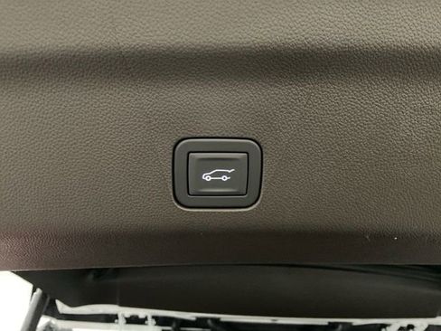 New 2026 Chevrolet Tahoe Z71 w/ Comfort Package AWD/4WD image 35