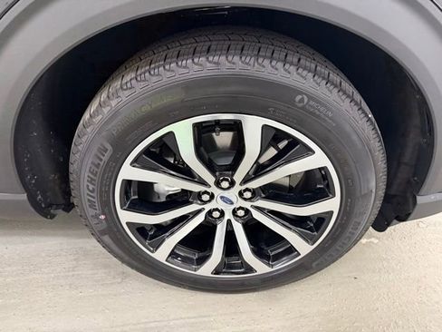 New 2026 Ford Explorer ST-Line image 5