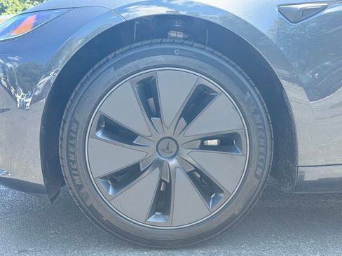 Used 2025 Tesla Model 3 Long Range image 10