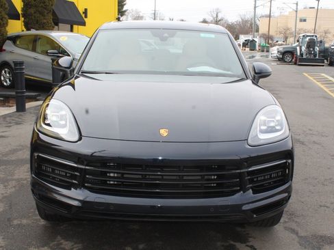 Used 2023 Porsche Cayenne image 21