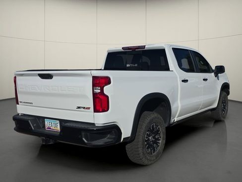 Used 2024 Chevrolet Silverado 1500 ZR2 w/ Technology Package image 8