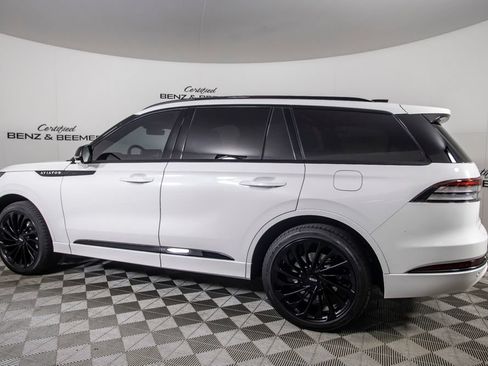 Used 2026 Lincoln Aviator Reserve AWD/4WD image 10