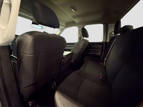 Used 2019 RAM 1500 Express image 22