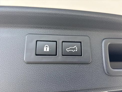 Used 2024 Subaru Forester Premium AWD/4WD image 26