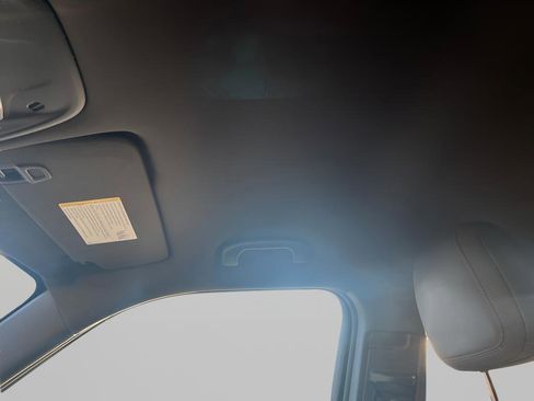 Used 2023 Chevrolet TrailBlazer RS image 28