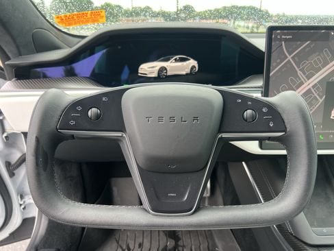Used 2022 Tesla Model S Plaid AWD/4WD image 21