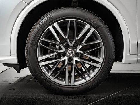 Certified 2025 Acura MDX w/ Advance Package image 13